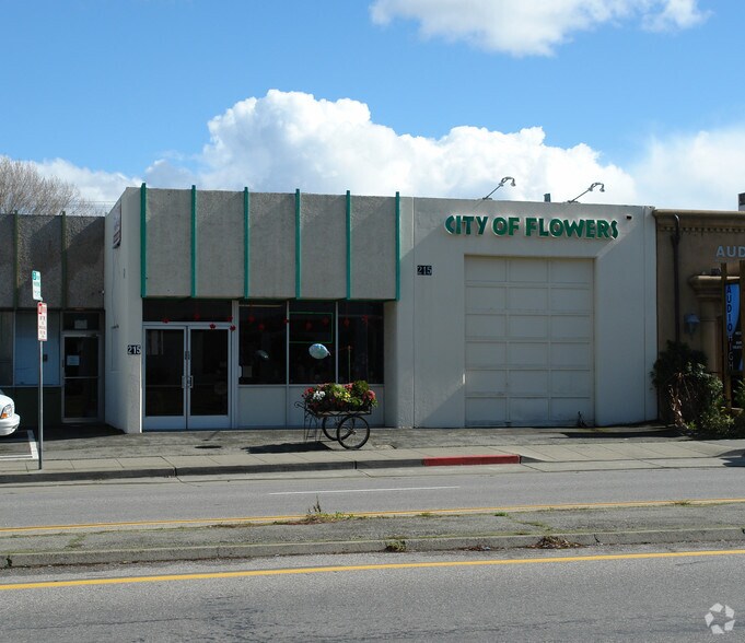 More Photos Of 215-223 Moffett Blvd, Mountain View Freestanding For Lease