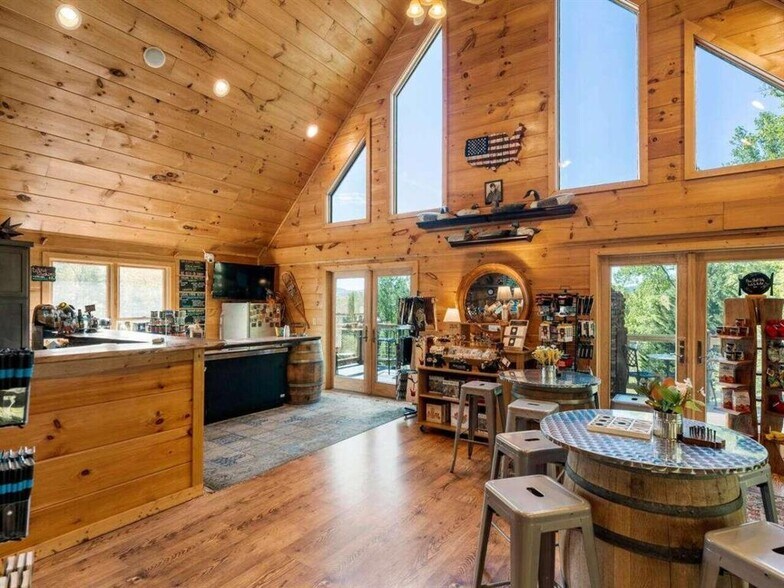 More Photos Of 366 Paradise Rd, Blairsville Winery Vineyard For Sale