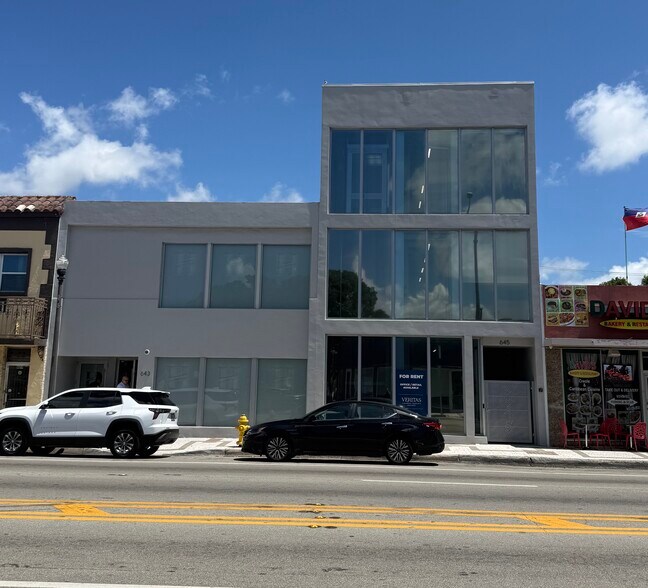 More Photos Of 645 NE 125th St, North Miami Loft Creative Space For Lease