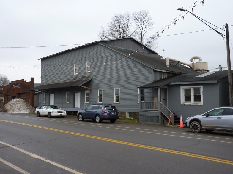 Primary Photo Of 114 E Main St, Sherman Warehouse For Sale