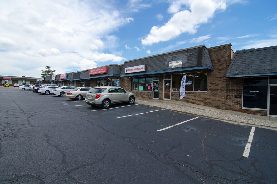 More Photos Of 1525-1555 E New Circle Rd, Lexington Unknown For Lease