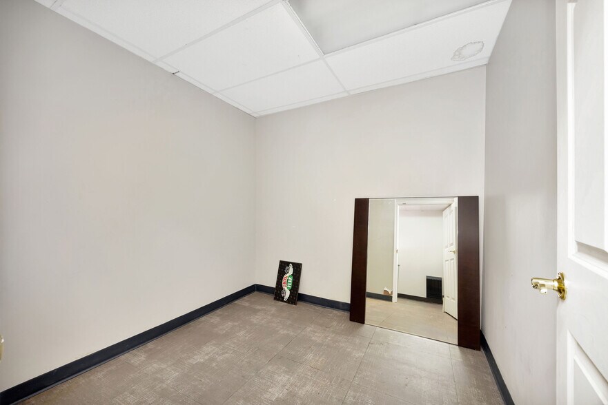 More Photos Of 3-7 Stuckhardt Rd, Trotwood Storefront Retail Office For Sale