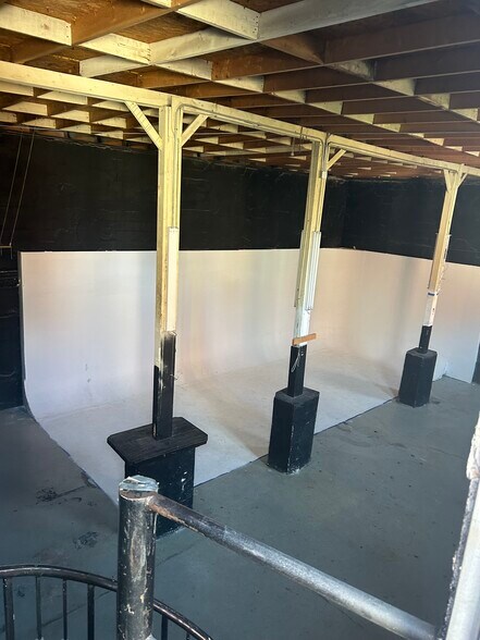 More Photos Of 1275 Pryor Rd SW, Atlanta Warehouse For Sale