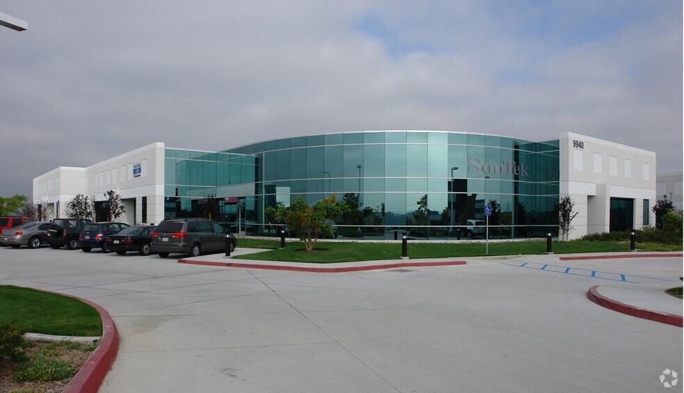 Primary Photo Of 9940 Summers Ridge Rd, San Diego Light Manufacturing For Lease