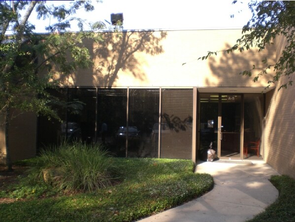 More Photos Of 9391 Grogans Mill Rd, The Woodlands Unknown For Lease