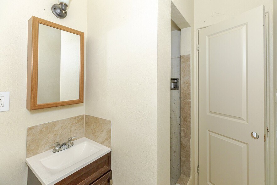 More Photos Of 39010 12th St E, Palmdale Industrial For Sale