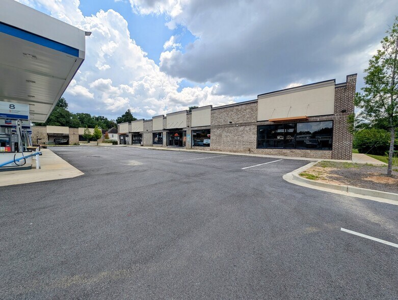 Primary Photo Of 1631 13th Ave, Columbus General Retail For Lease