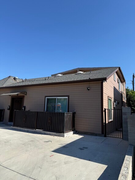 More Photos Of 1344 E Broadway, Glendale Apartments For Sale