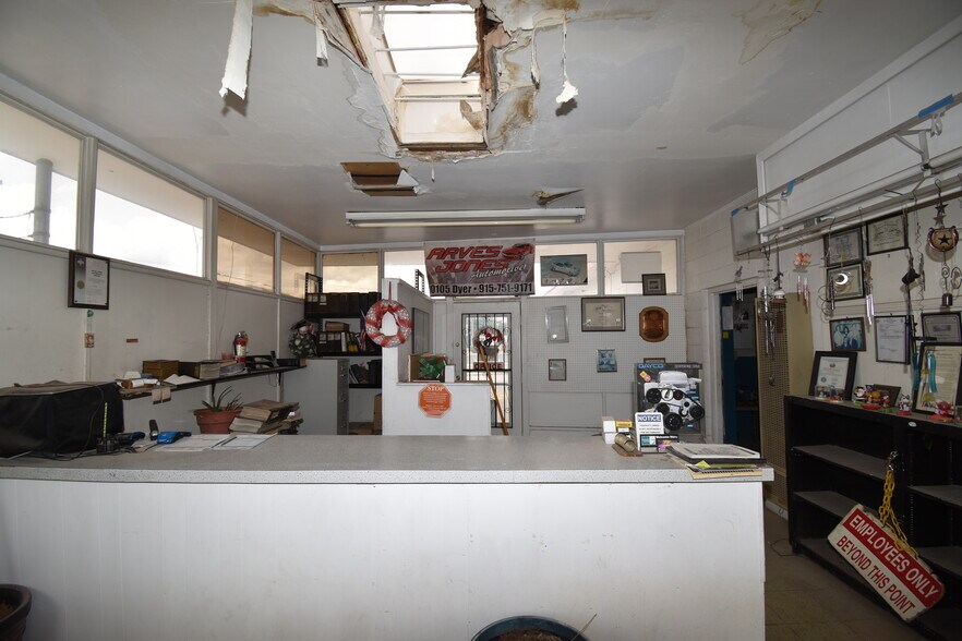 More Photos Of 10105 Dyer St, El Paso Auto Repair For Sale