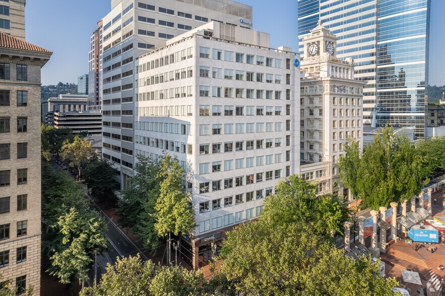 More Photos Of 811 SW 6th Ave, Portland Coworking Space