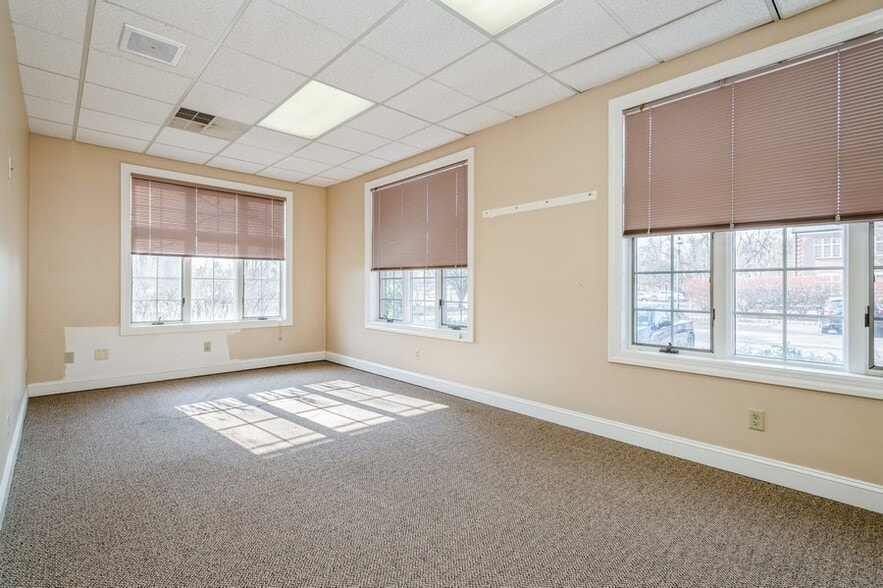 More Photos Of 372 Route 22 West, White House Station Office For Lease