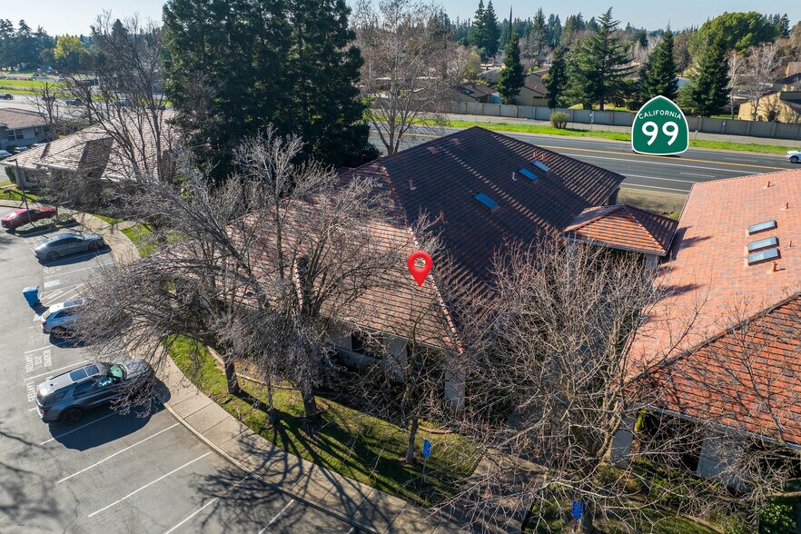 More Photos Of 437 Century Park Dr, Yuba City Office Residential For Lease