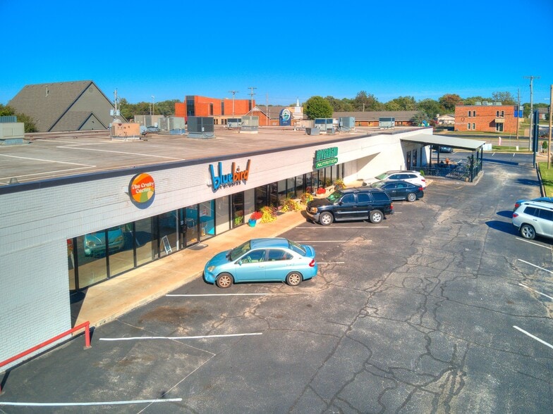 More Photos Of 13330 S Memorial Dr, Bixby Unknown For Lease