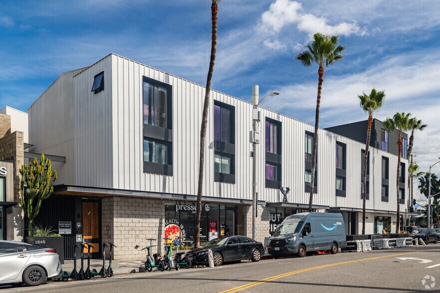 More Photos Of 1645 Abbot Kinney Blvd, Venice Apartments For Lease