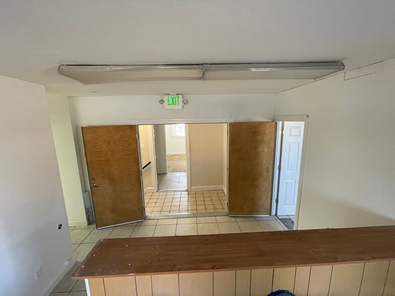 More Photos Of 2010-2012 Rhode Island Ave NE, Washington Storefront Retail Office For Lease