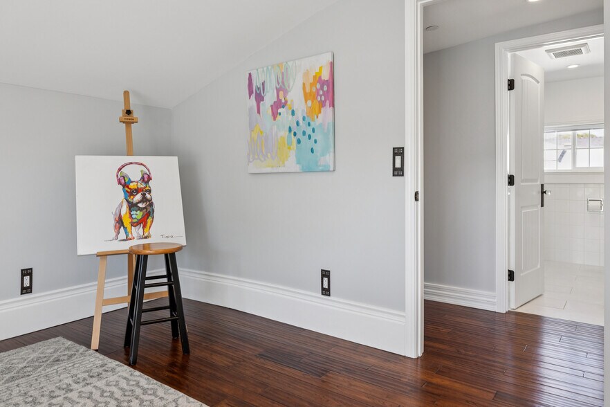 More Photos Of 917 Howard Ave, Burlingame Office Residential For Sale