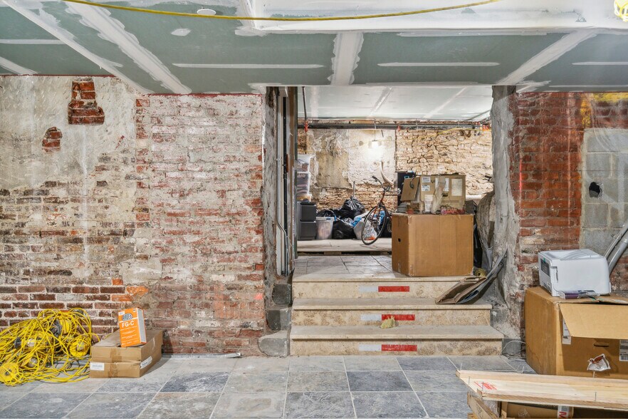 More Photos Of 241-243 Chestnut St, Philadelphia Apartments For Sale