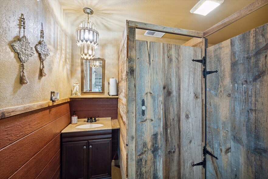 More Photos Of 18232 County Road 127, Pearland Lodge Meeting Hall For Sale