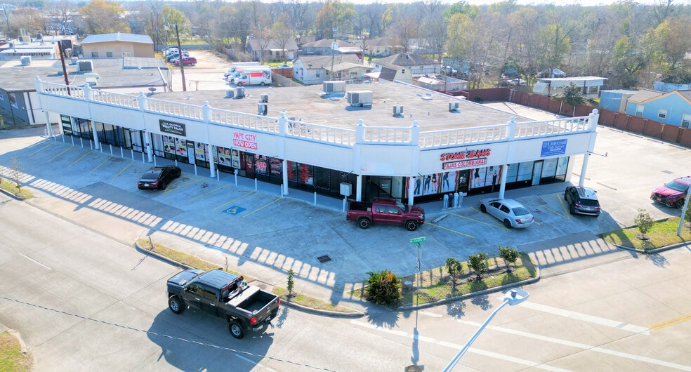 More Photos Of 1502 Shaver St, Pasadena Unknown For Lease