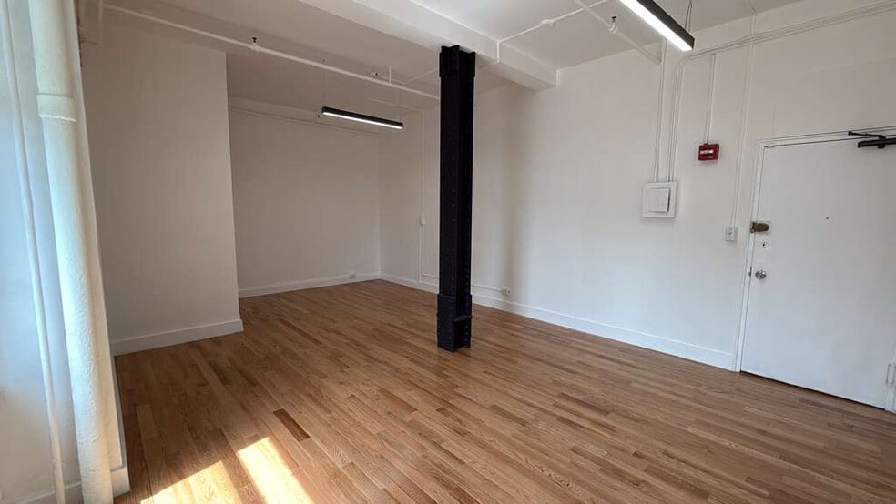 More Photos Of 80 Fifth Ave, New York Office For Lease