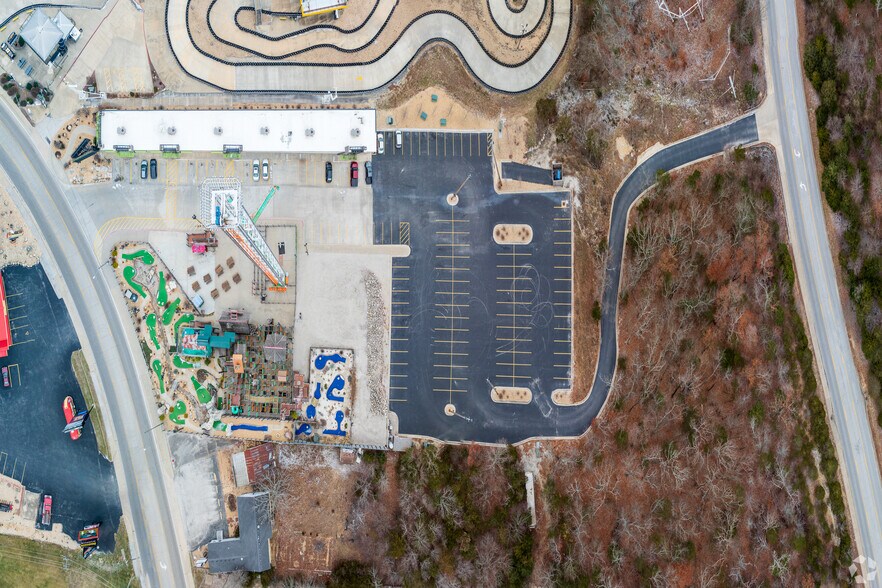 More Photos Of 3608 W 76 Country Blvd, Branson Amusement Park For Sale