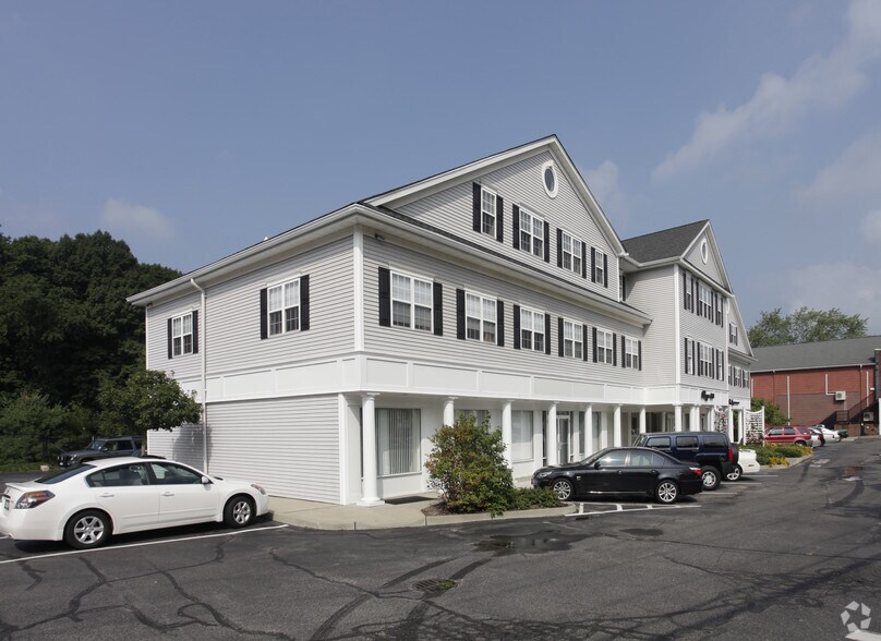 More Photos Of 414 Main St, Port Jefferson Office For Lease