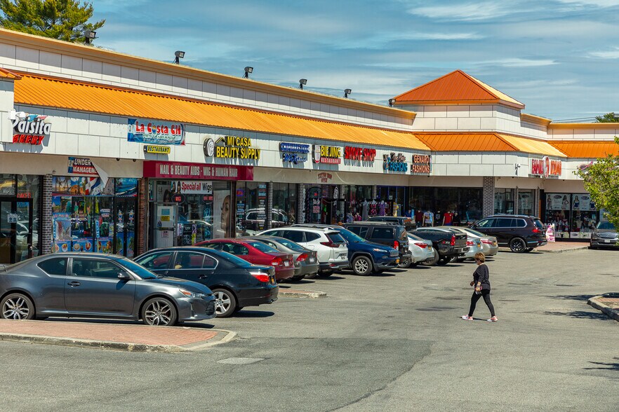 More Photos Of 727-759 Suffolk Ave, Brentwood Unknown For Lease