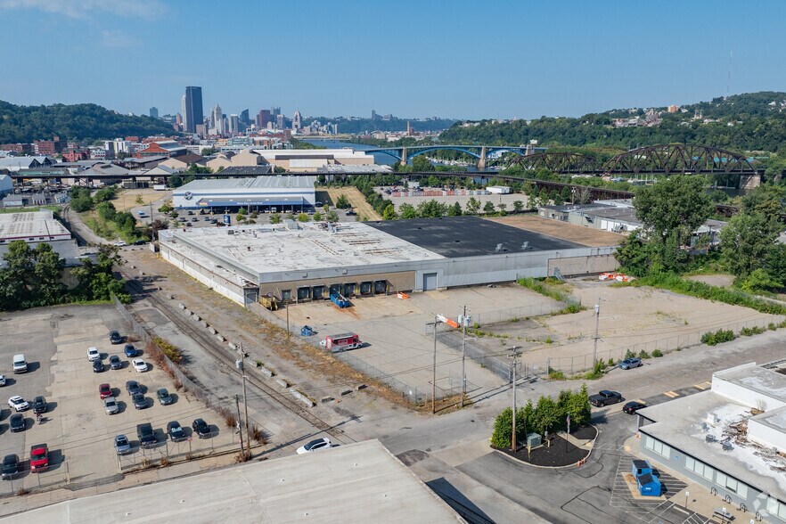 More Photos Of 31 35th St, Pittsburgh Warehouse For Lease