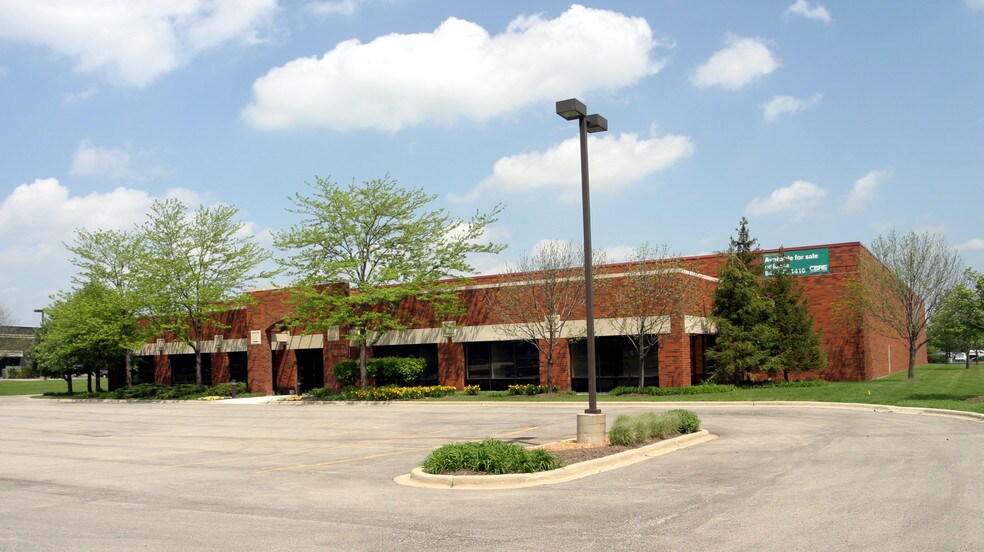 More Photos Of 600 E Bunker Ct, Vernon Hills Warehouse For Sale