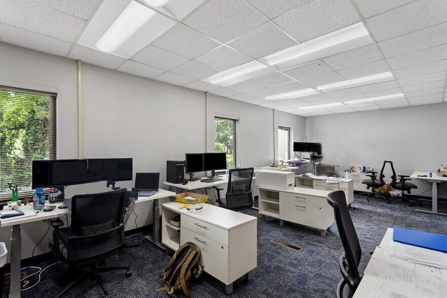 More Photos Of 2817 Erica Pl, Nashville Office For Sale