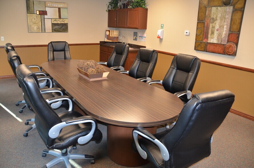 More Photos Of 4270 S Decatur Blvd, Las Vegas Unknown For Lease