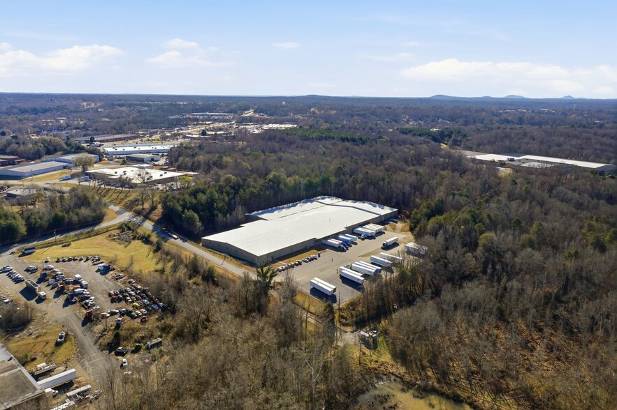 More Photos Of 201 Industrial Park Rd, Lincolnton Warehouse For Sale