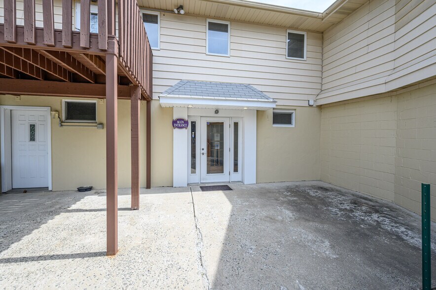 More Photos Of 355 Buckelew Ave, Monroe Township Freestanding For Sale