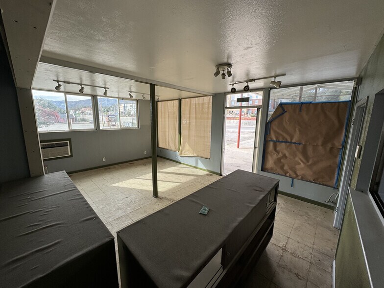 More Photos Of 40843 Highway 41, Oakhurst Auto Repair For Sale