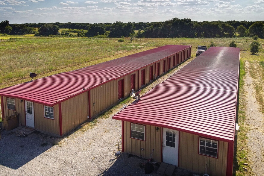 More Photos Of 19640 US Highway 77, Thackerville Specialty For Sale