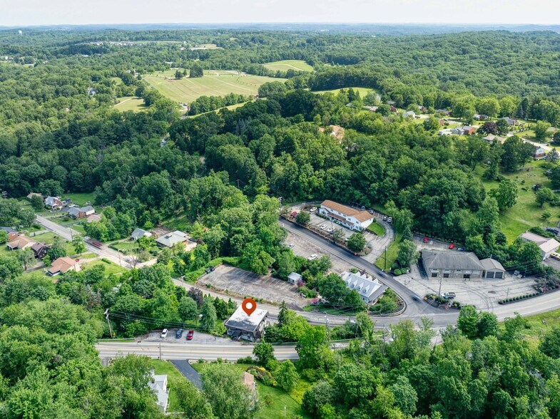 More Photos Of 2807 Middle Rd, Allison Park Apartments For Sale