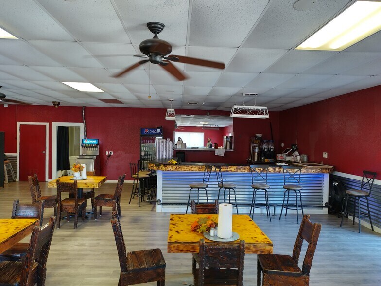 More Photos Of 10810 Alameda Dr, Norman Restaurant For Sale