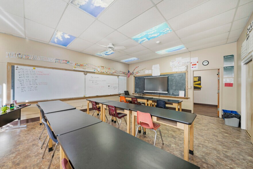 More Photos Of 215 Hill St, Boonton Schools For Lease