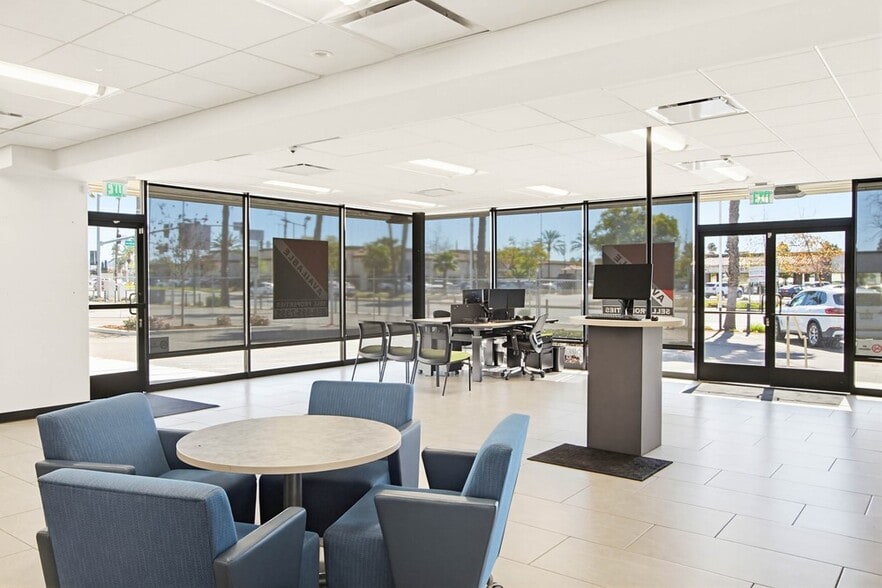 More Photos Of 760-762 W Mission Ave, Escondido Auto Repair For Lease