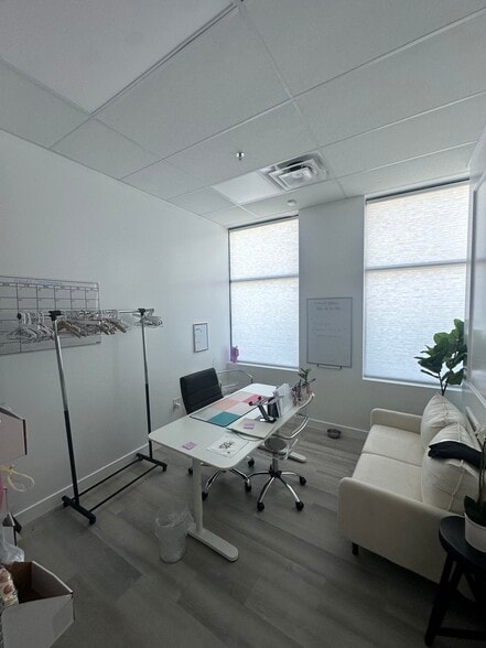 More Photos Of 650 Industry Way, Prosper Showroom For Lease