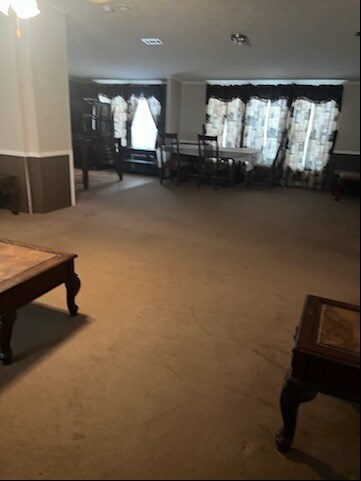 More Photos Of 1080 85 hwy, Dilley Multifamily For Lease