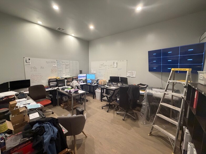 More Photos Of 552 W 138th St, Glenpool Service For Sale