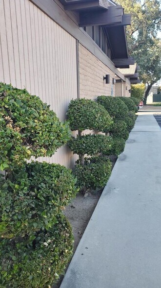 More Photos Of 2740 W Main St, Visalia Medical For Lease