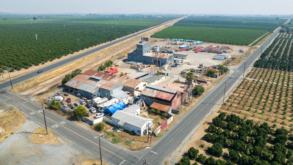 Primary Photo Of 684 Citrus st, Lindsay Industrial For Sale