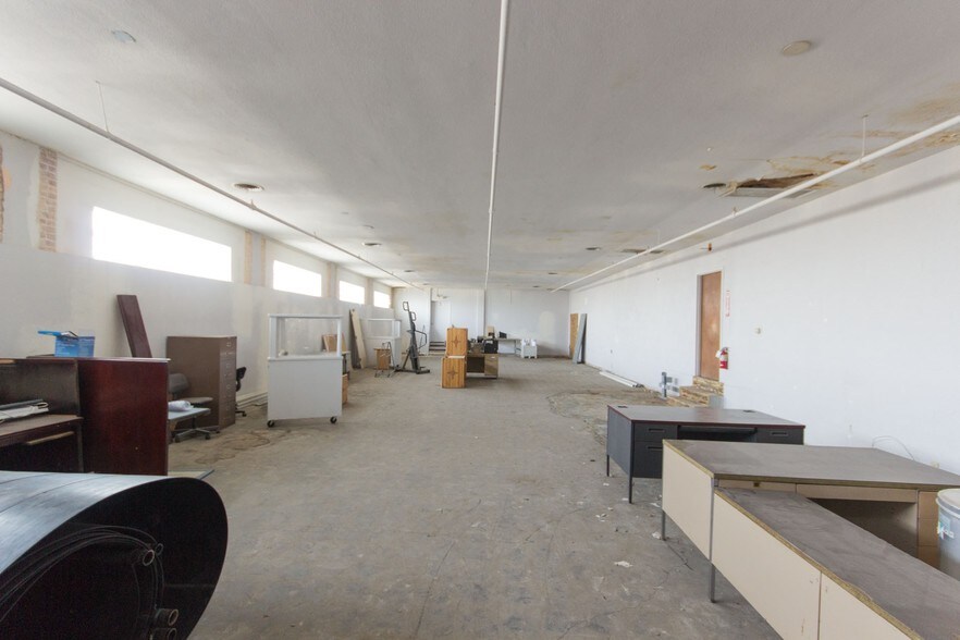 More Photos Of 1501 12th St NW, Albuquerque Manufacturing For Sale