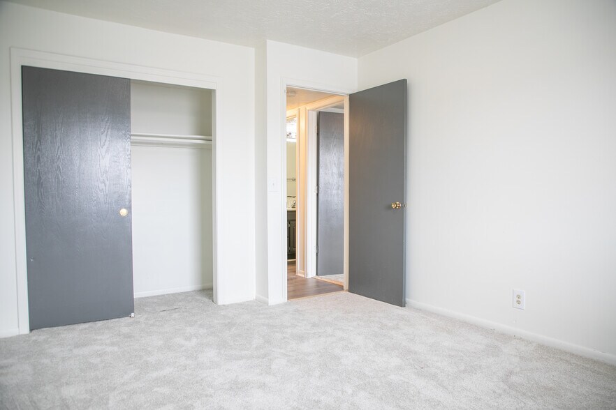 More Photos Of 4206 Frances St, Omaha Apartments For Sale