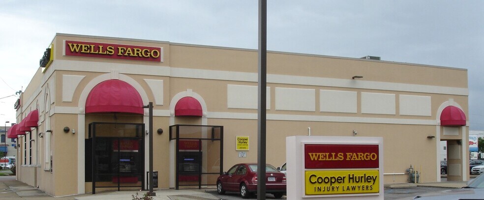 Primary Photo Of 2014 Granby St, Norfolk Freestanding For Sale