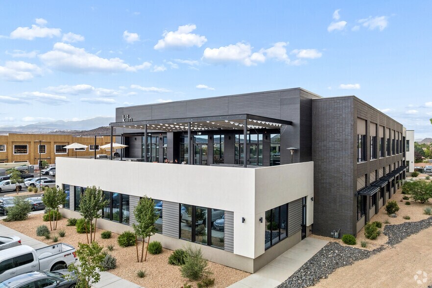 More Photos Of 1575 River Rd, St George Coworking Space