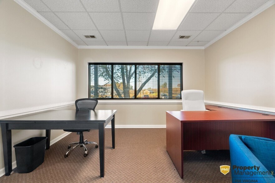 More Photos Of 5267 Greenwich Rd, Virginia Beach Office For Sale