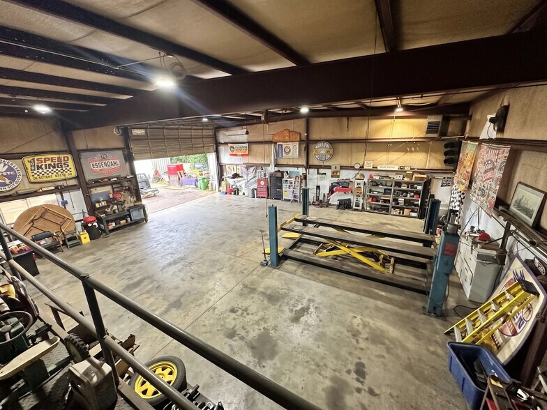 More Photos Of 5220 Jones Rd, Forest Park Warehouse For Sale